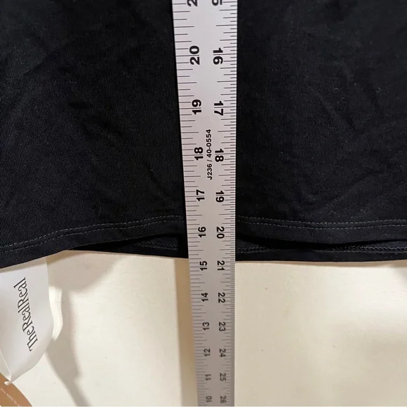 NWT Reformation black blouse top size medium Shae Knit Top - Picture 6 of 8